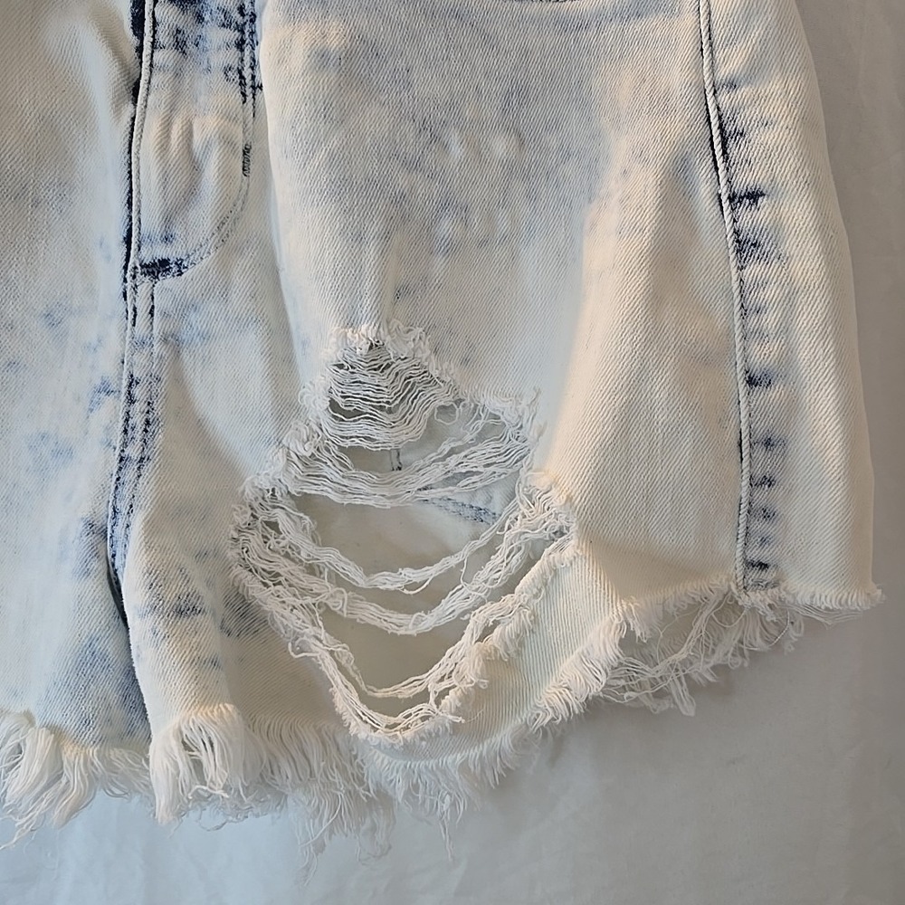Guess Towel Bleached Denim Shorts Distressed Acid Wash Rough Hem Sz 28 Y2K 90s - Picture 5 of 16